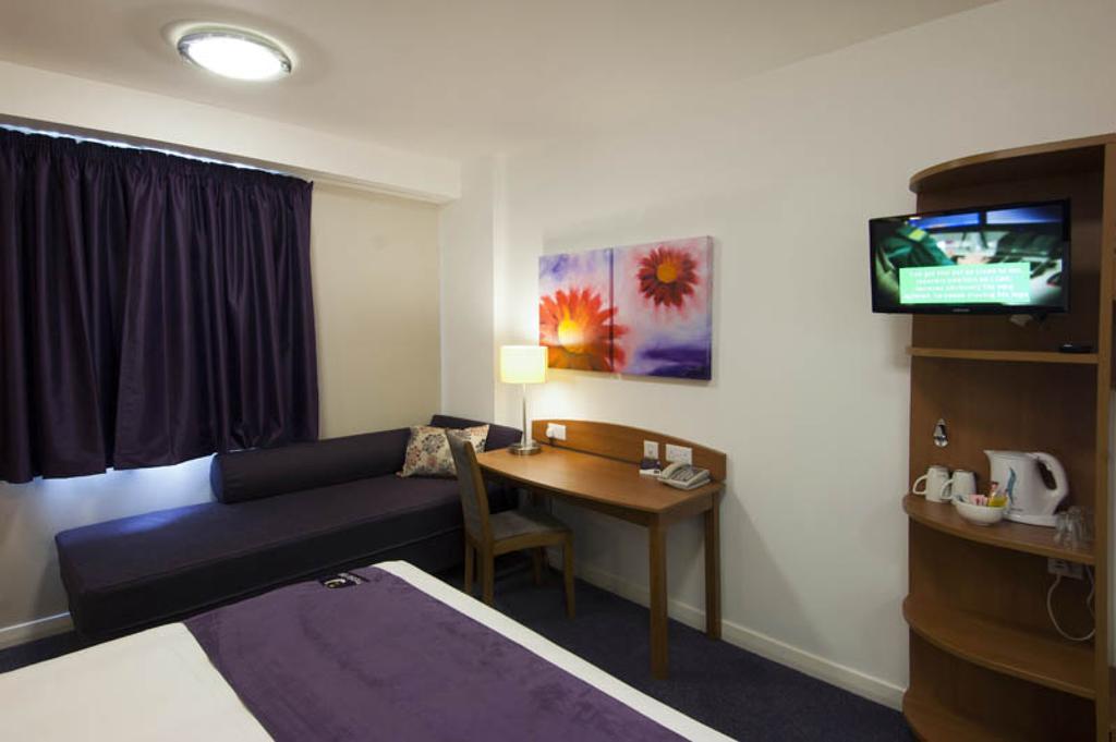Holiday Inn Newcastle City Екстериор снимка