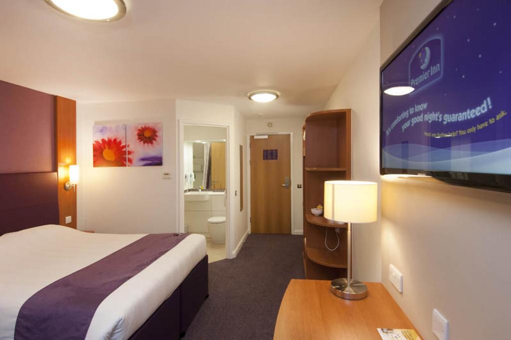 Holiday Inn Newcastle City Екстериор снимка